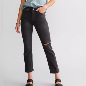 Levi’s Wedgie Straight Jeans Black Distressed Size 26